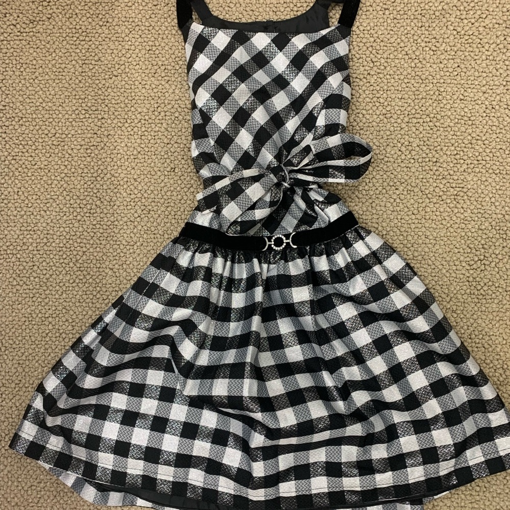 Jona Michelle Black And White plaid dress Kids size 8.